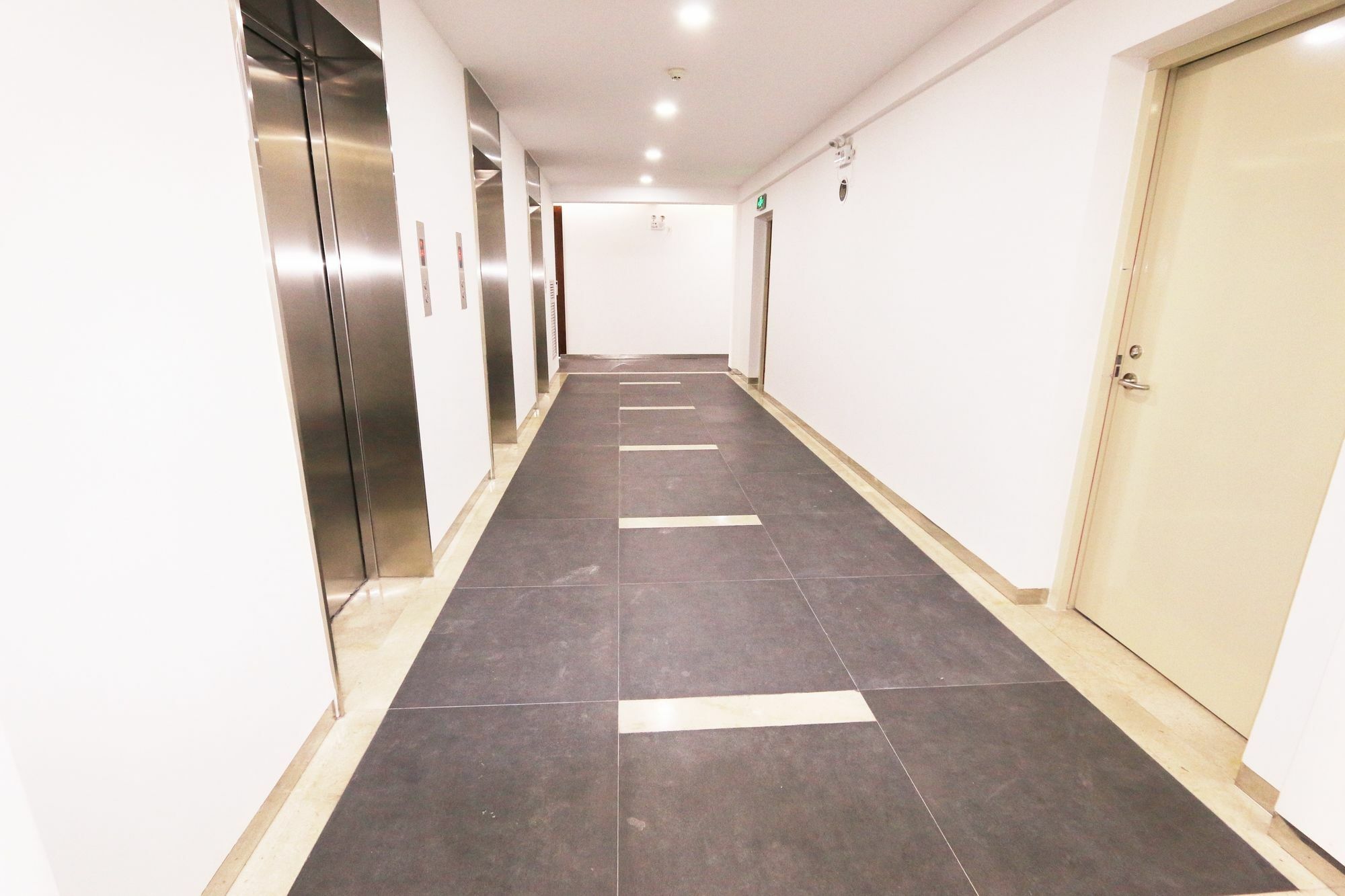Eastland Hotel & Apartment Πνομ Πενχ Εξωτερικό φωτογραφία